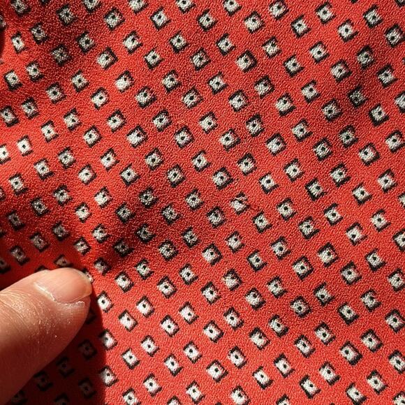 The Limited | Sleeveless Button Down Blouse Size XS - Picture 9 of 11